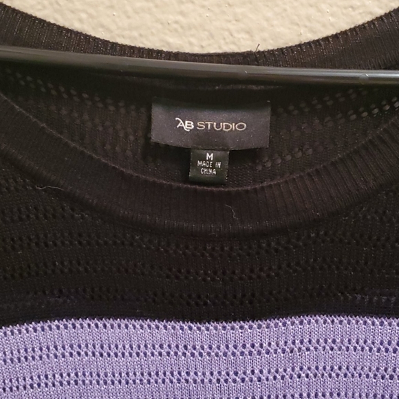 Sweater - Picture 3 of 3